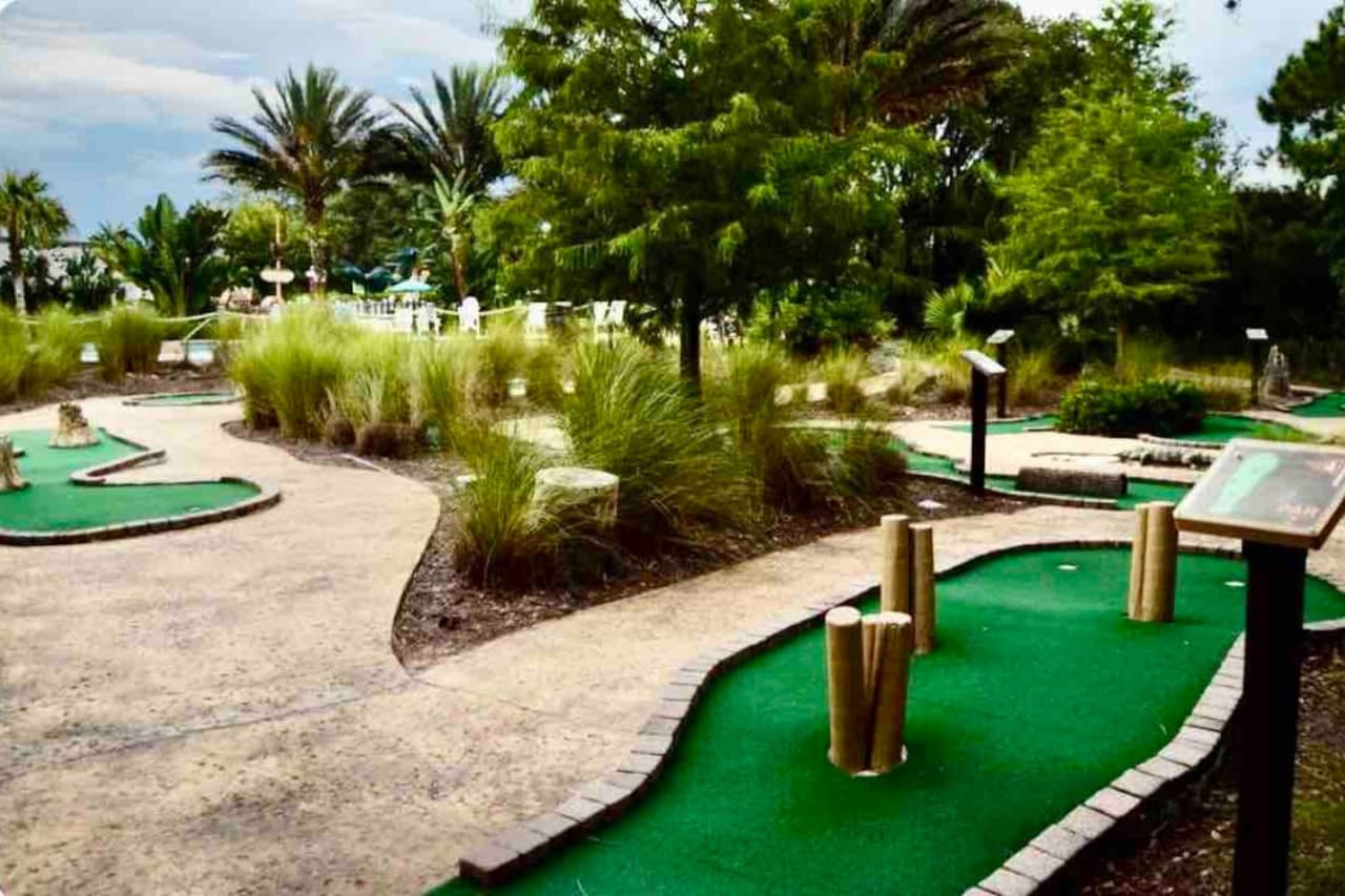 Mini golf